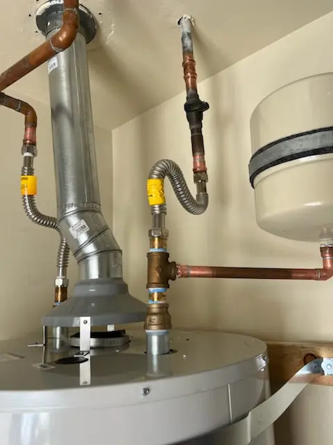 Water heater installation and plumbing repair in Canova